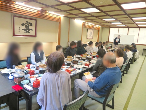 退所者行事